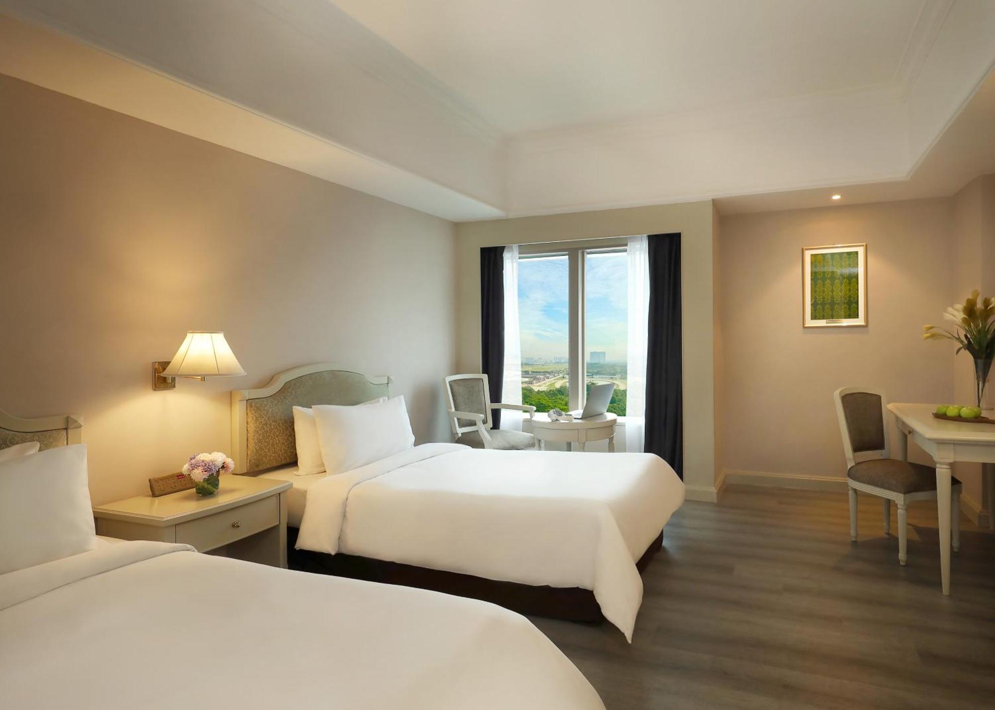 Berjaya Waterfront Hotel, Hotel Johor Bahru