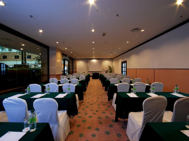 Berjaya Waterfront Hotel, Hotel Johor Bahru